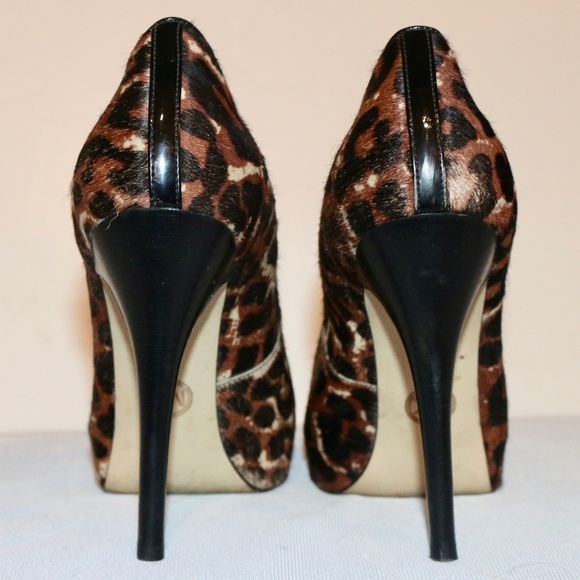 Michael Kors Brown Gold Leopard Print Pumps - Picture 7 of 8